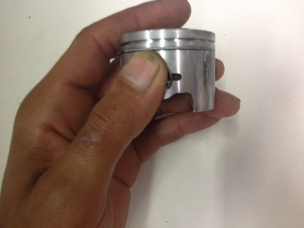 Install/Remove Piston Wrist Pin Circlips ADA Racing BilletBoard
