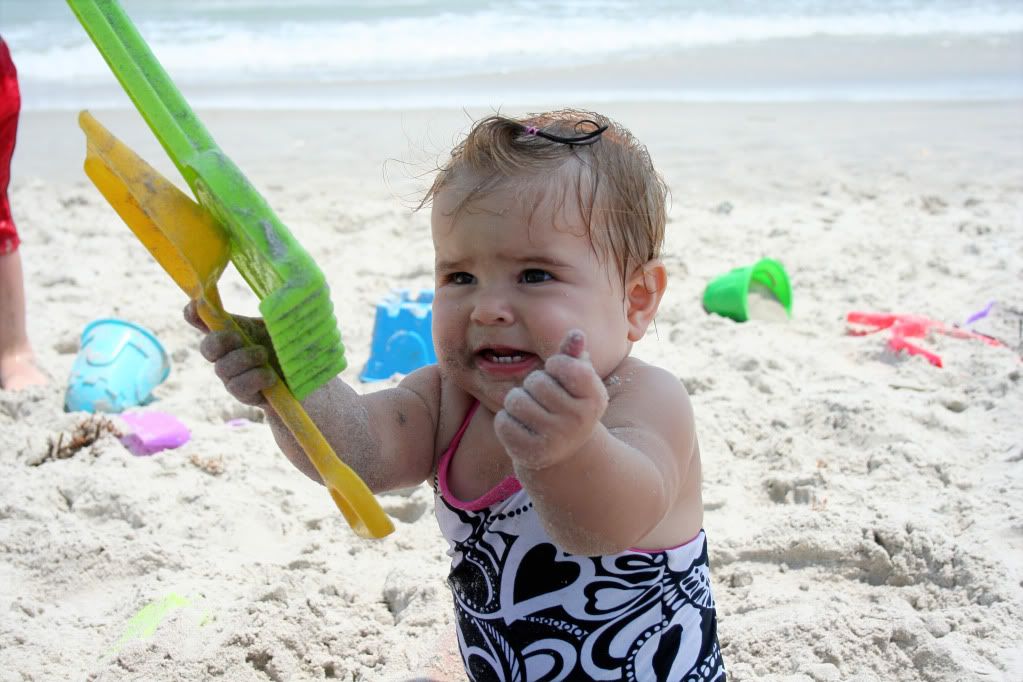 Lorelai loves the beach