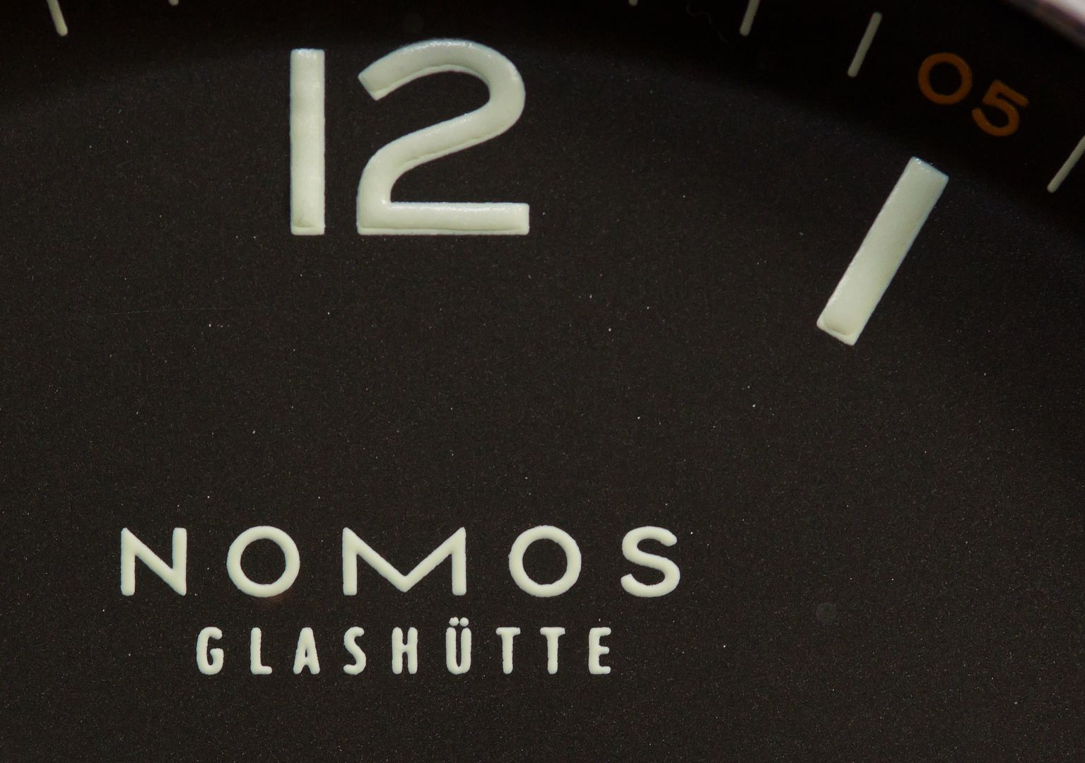 Nomos010-2.jpg