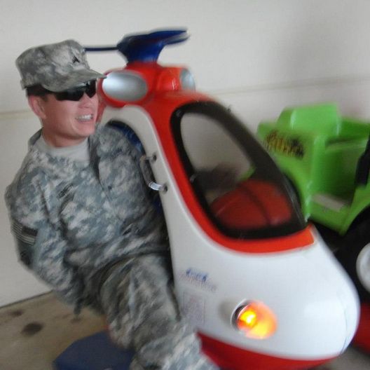 paratrooper_zpsbd337773.jpg