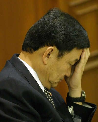 thaksinfacepalm.jpg