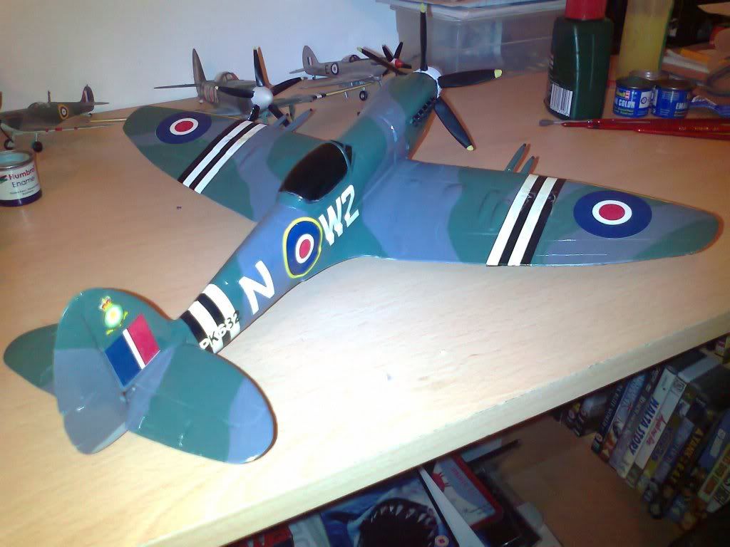 http://i1124.photobucket.com/albums/l571/DarenCogdon/Model%20aircraft/Photo3177.jpg