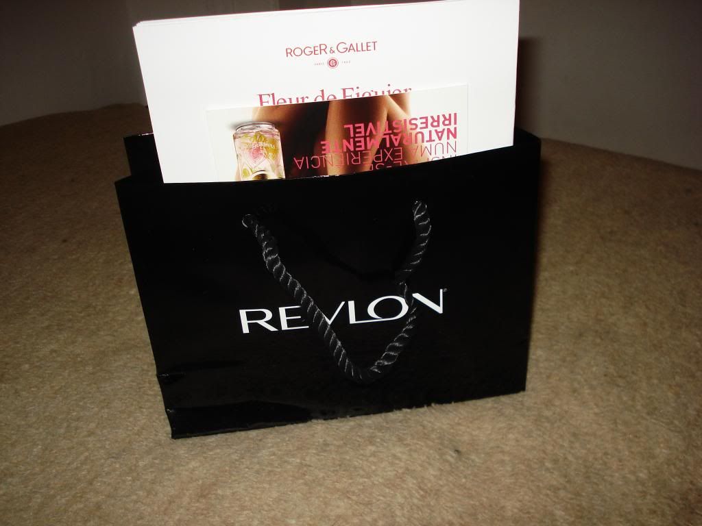 photo Gift_bag_zpsaeb8d83f.jpg