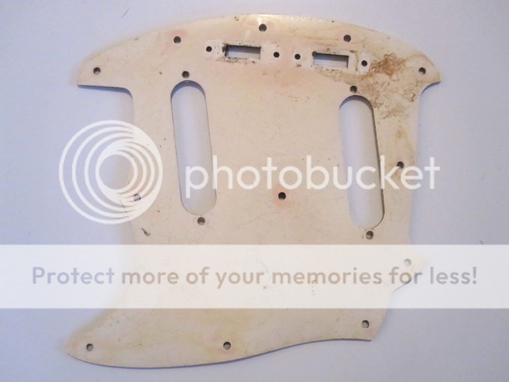 VINTAGE 1965 FENDER MUSTANG PICKGUARD ELECTRIC GUITAR #36  