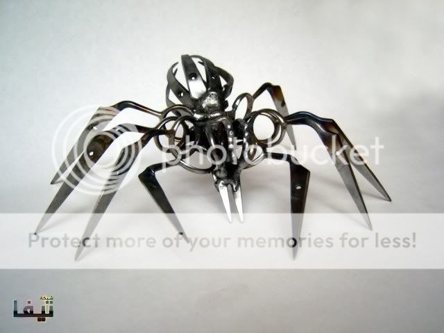     -  locke-Scissor-Spider-2.jpg