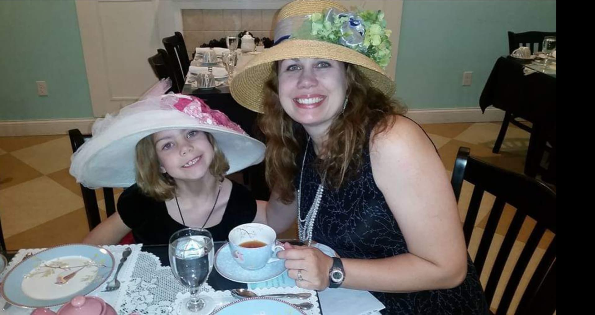 photo sisters tea parlor caryn_zps81wknb0p.jpg