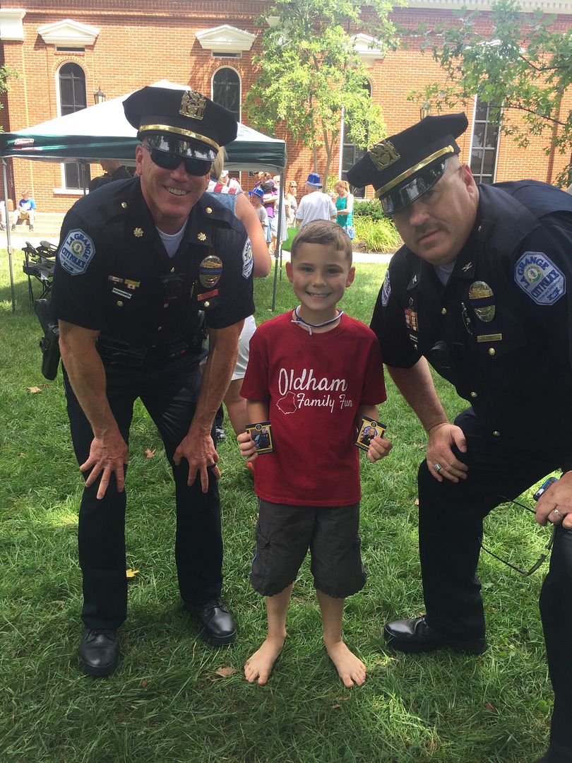 photo police_zpsmbdamkck.jpg